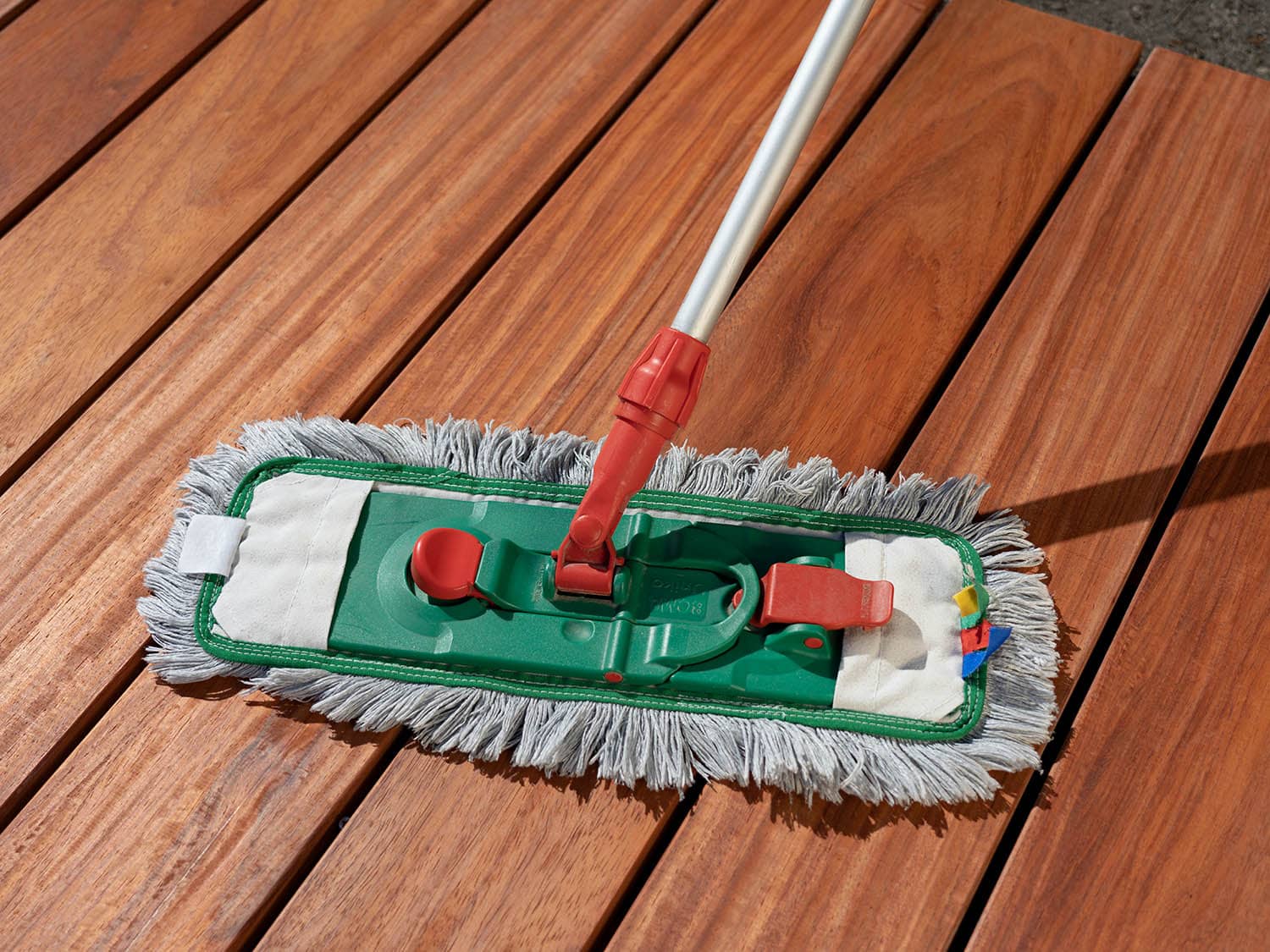 Cleaning and maintenance of Padauk wood