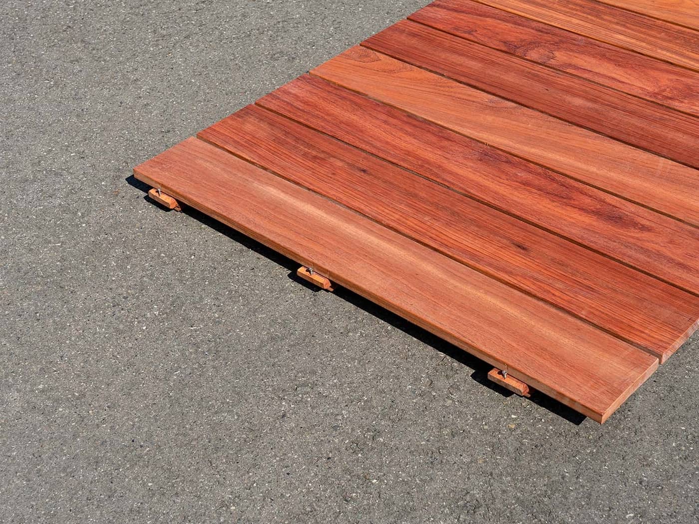 Lambourdes et fixation des modules BalconEasy